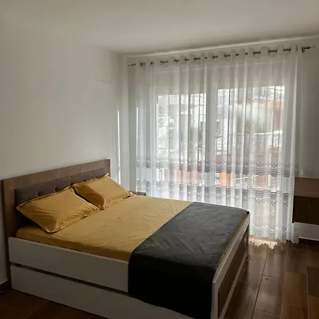 Shengjin Toni 4 * Lezhë